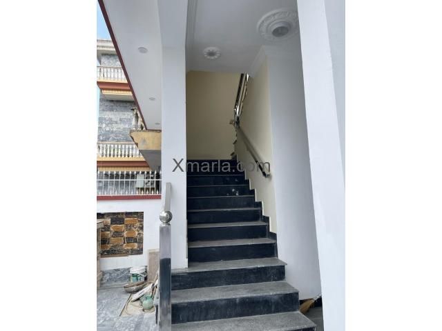 10 marla newly contructed house for sale