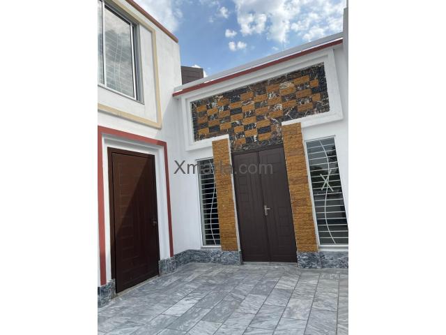 10 marla newly contructed house for sale