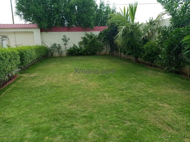 420 square yards Farmhouse for sale in Karachi, Taiser town sector 10