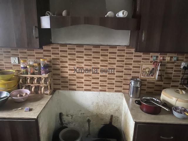 10 marla upper portion available for rent