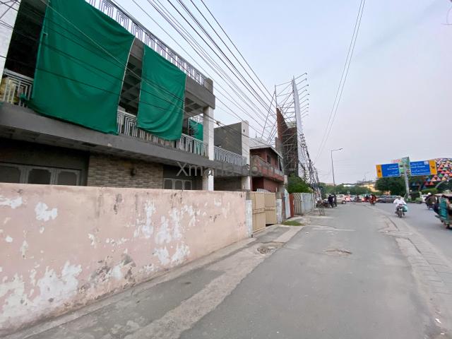 10 Marla Front Property