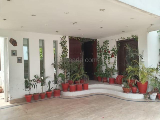 10 Marla house for sale in Wapda town phase 2 Lahore